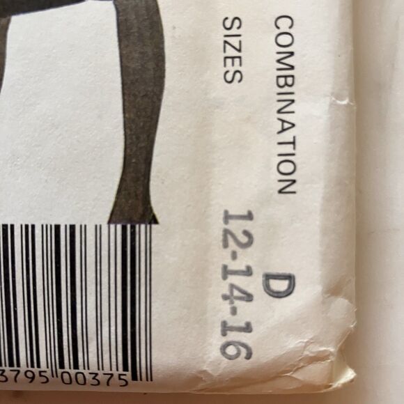 McCall‎ Sewing Pattern 8813 Women’s Dresses Size 12, 14 & 16 Vintage Uncut - Picture 6 of 13